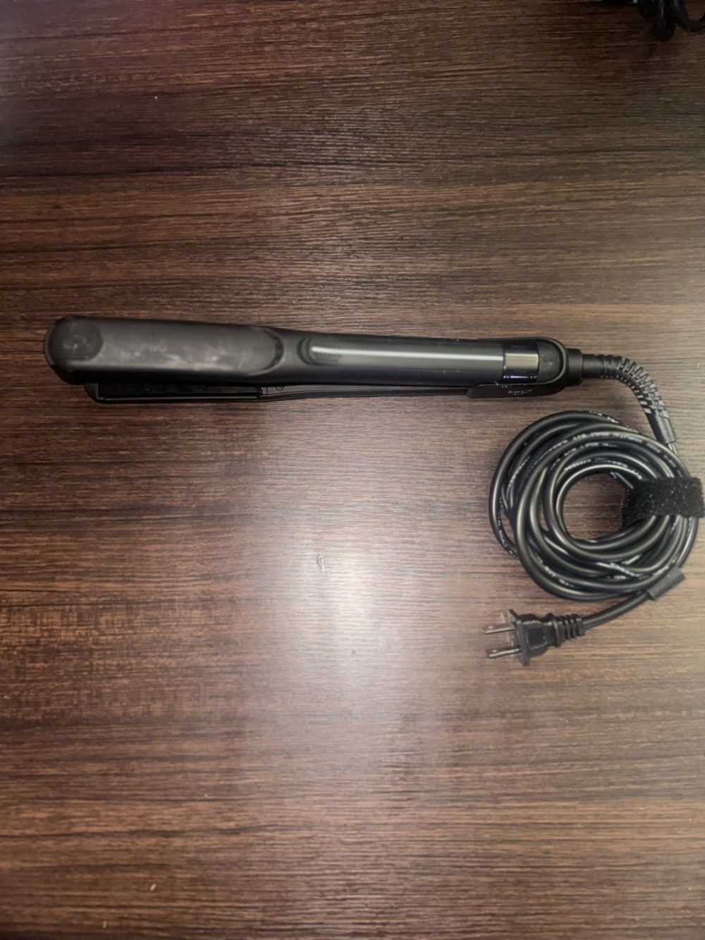 Ion Ceramic Black Hair Straightener Flat Iron - 1”